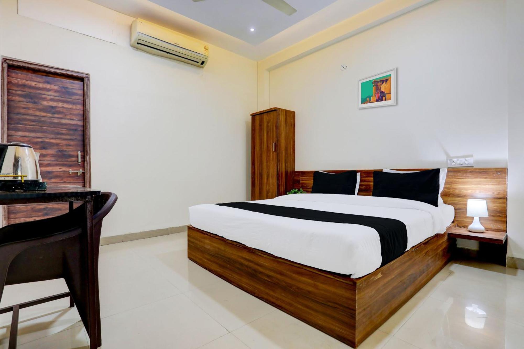 Hotel O Sb 47 Indore Luaran gambar